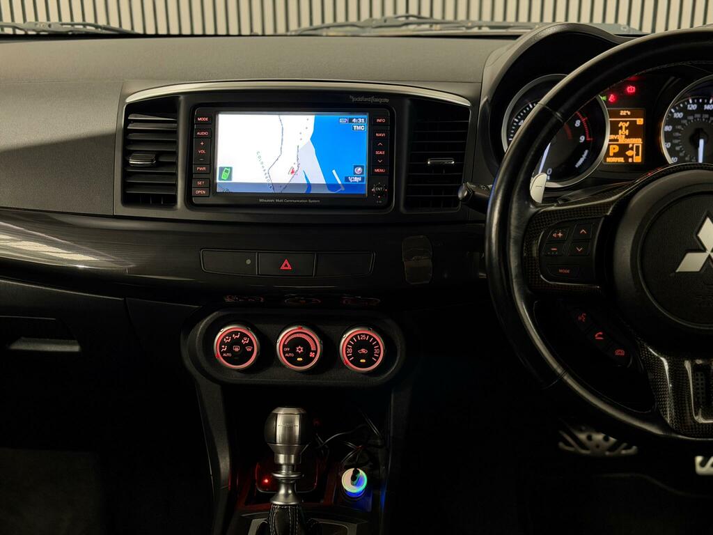Mitsubishi Lancer Evolution X Saloon 2.0T Evo X Gsr Fq-330 Saloon Black #24