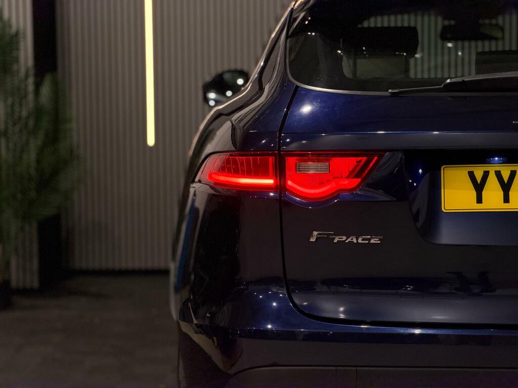 Jaguar F-Pace 3.0 D300 V6 S Suv Awd Euro 6 Ss Black #14