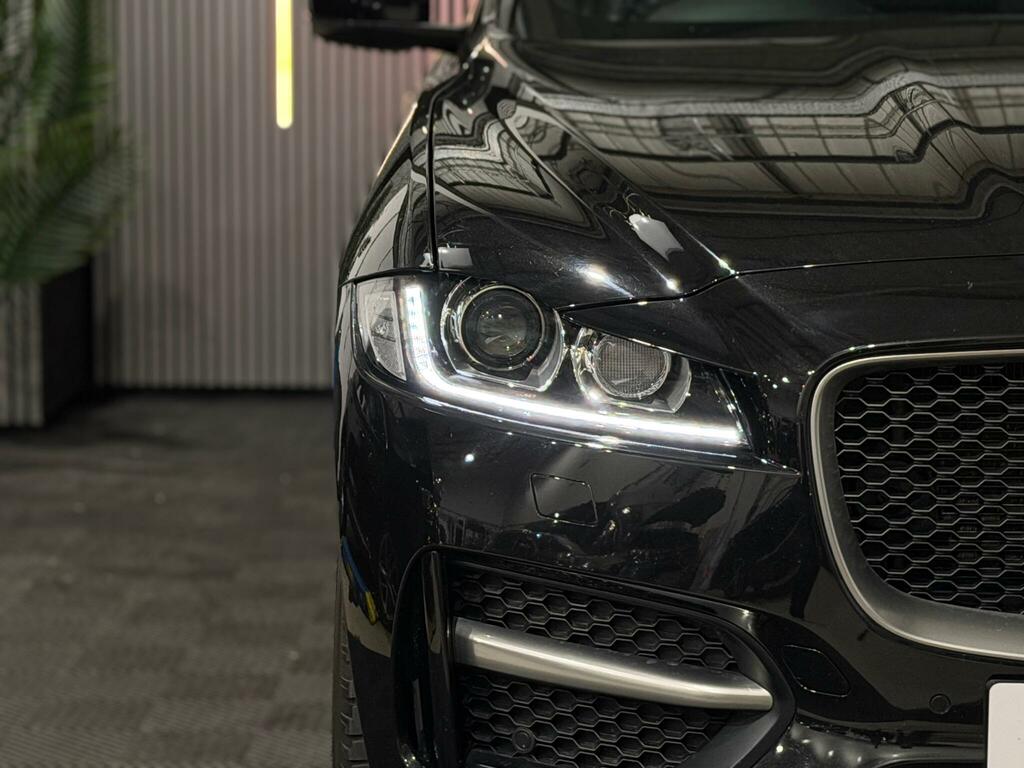 Jaguar F-Pace R-sport Black #6