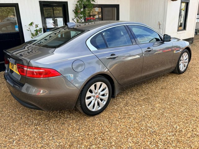 Jaguar XE 2.0D Se Saloon Euro 6 Ss 163 P Grey #6