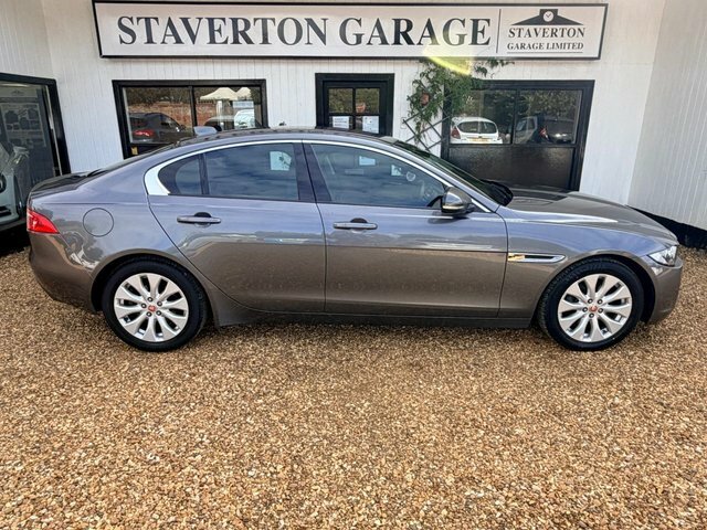Jaguar XE 2.0D Se Saloon Euro 6 Ss 163 P Grey #5