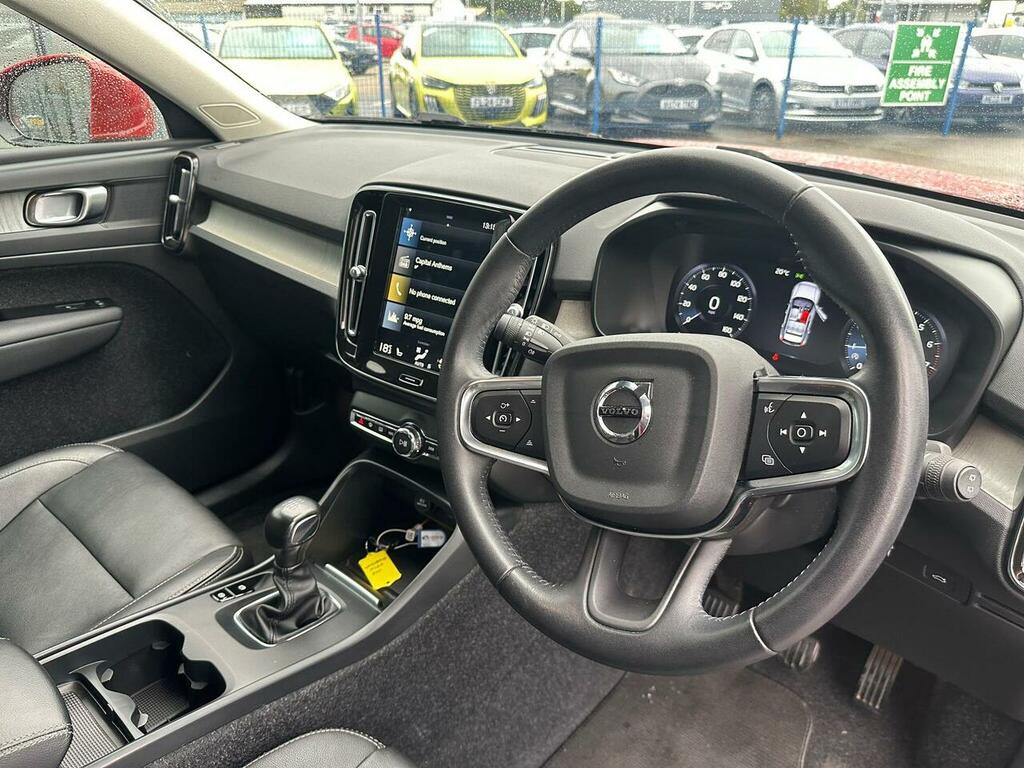 Volvo XC40 1.5 T3 Inscription Euro 6 Ss Red #2