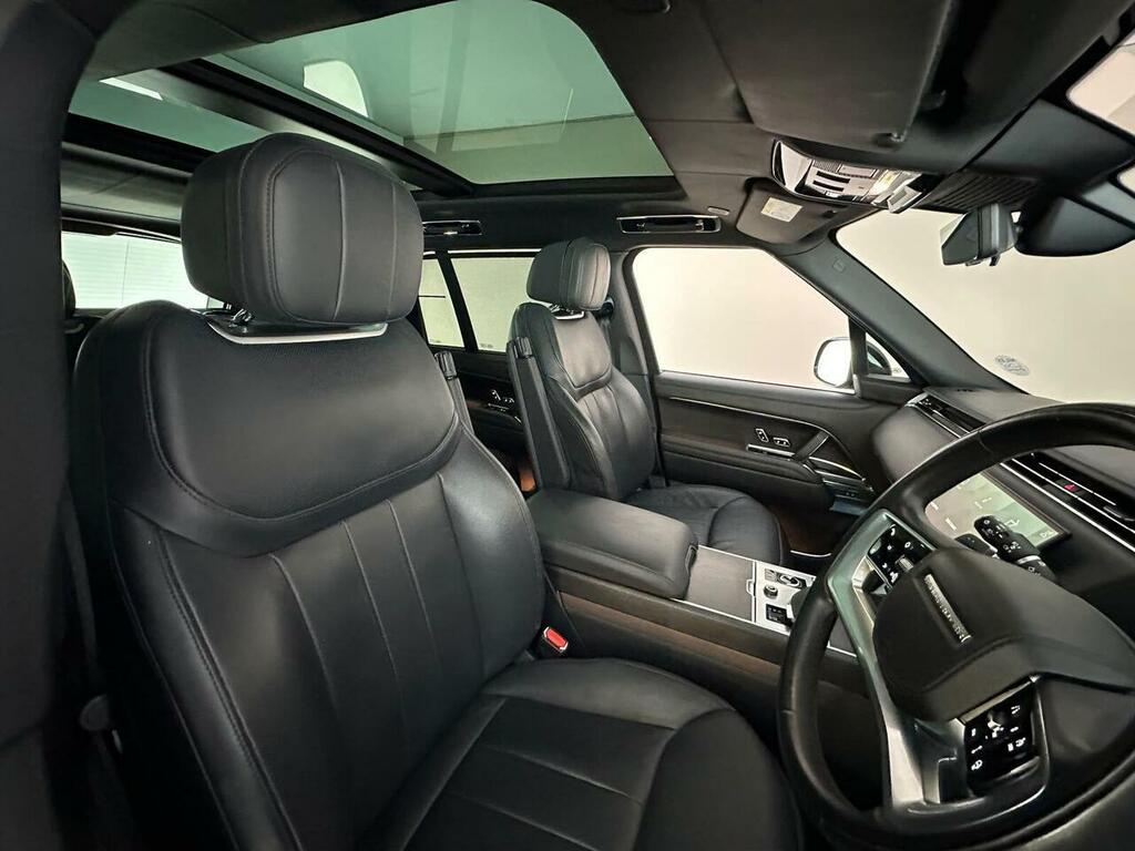 Land Rover Range Rover 3.0 D350 Black #15