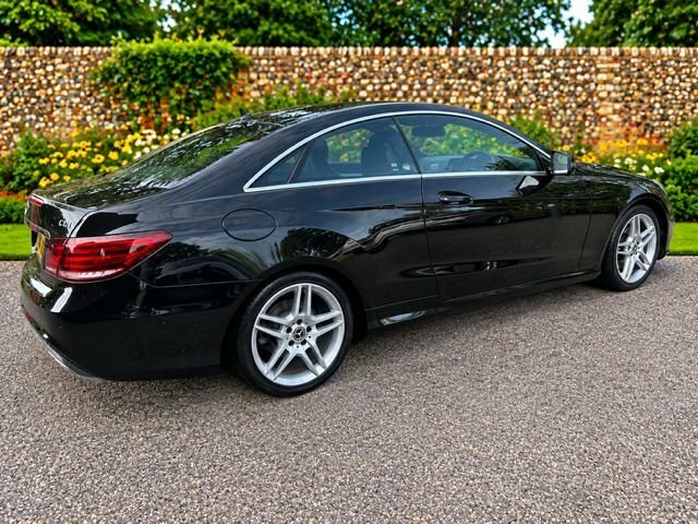 Mercedes-Benz E Class 2.1 E220 Cdi Amg Sport Coupe G-tronic Black #3