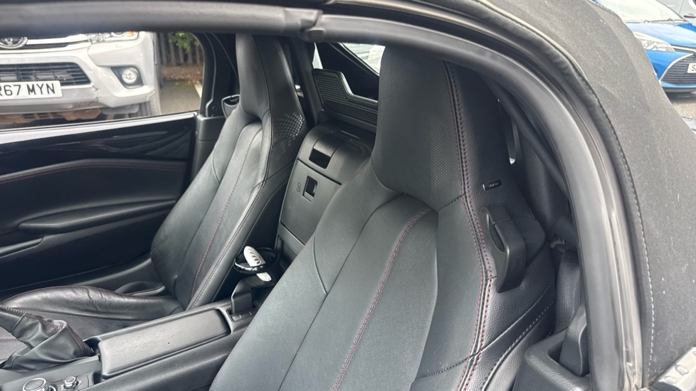 Mazda MX-5 2.0 Skyactiv-g Sport Nav Euro 6 Black #15