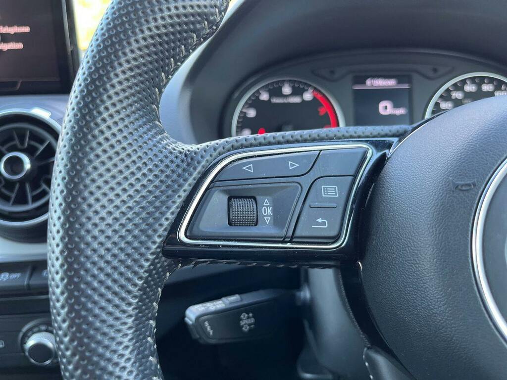 Audi Q2 35 Tfsi Sport S Tronic Black #20
