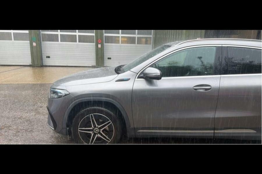 Mercedes-Benz EQA Eqa 250 66.5Kwh Amg Line Suv Grey #5