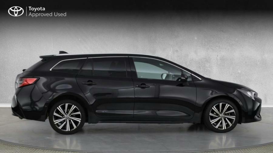 Toyota Corolla 1.8 Vvt-h Design Touring Sports Hybrid Black #2