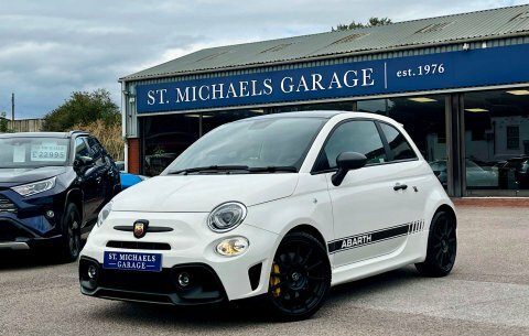 Abarth 695 Hatchback Black