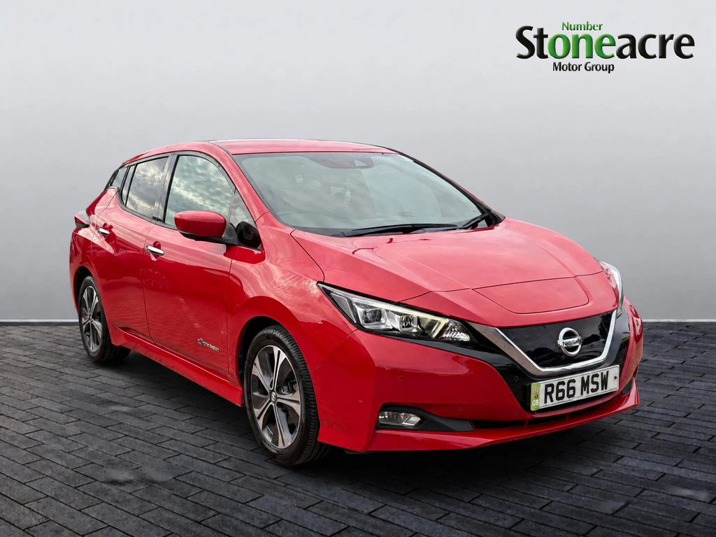 Nissan Leaf 110Kw N-connecta 40Kwh Black #1