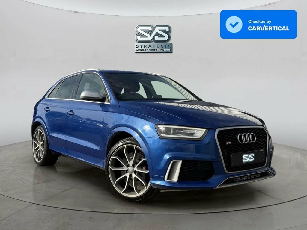 Audi RS Q3 2.5L Null Blue