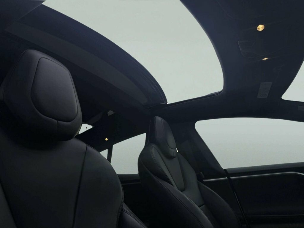 Tesla Model S 241Kw 75Kwh Dual Motor Blue #32