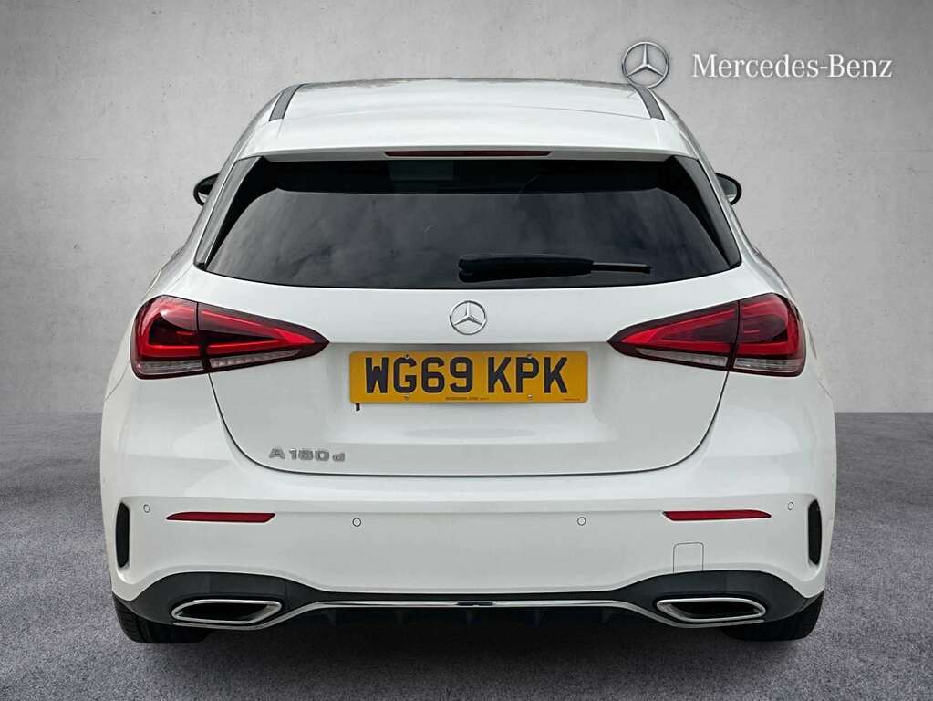 Mercedes-Benz A Class A180d Amg Line Executive 2019 White #5
