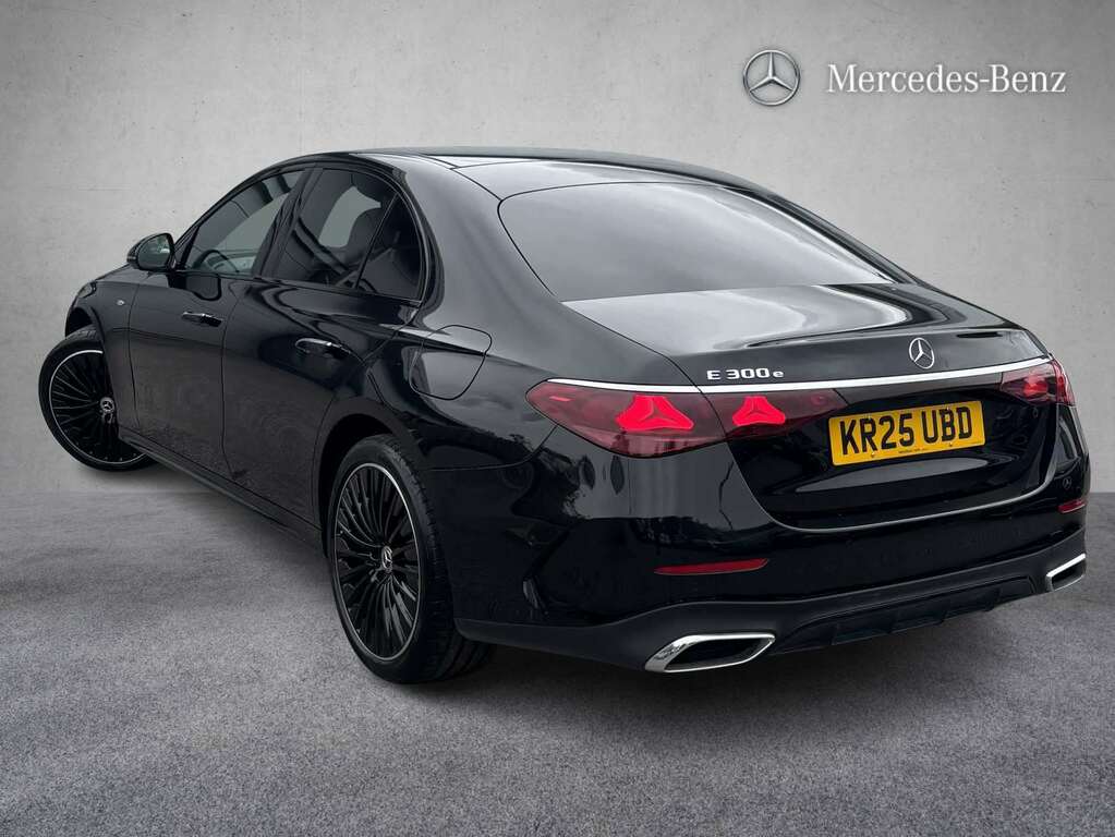 Mercedes-Benz E Class E300e Urban Edition 9G-tronic 2025 Black #2
