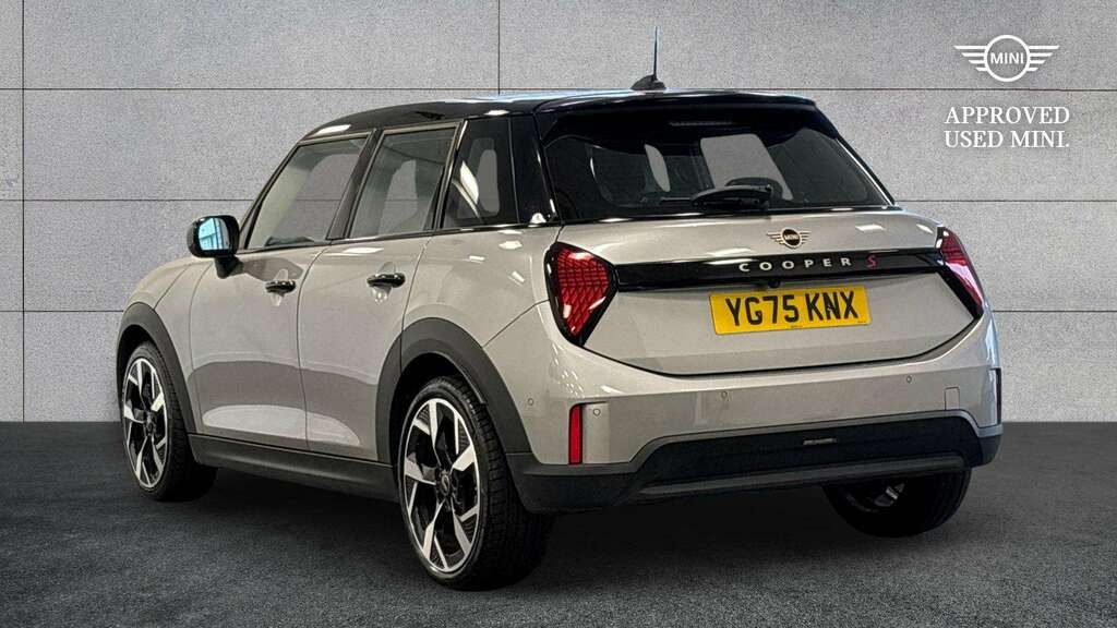 Mini Hatch 2.0 S Exclusive 2025 Silver #2