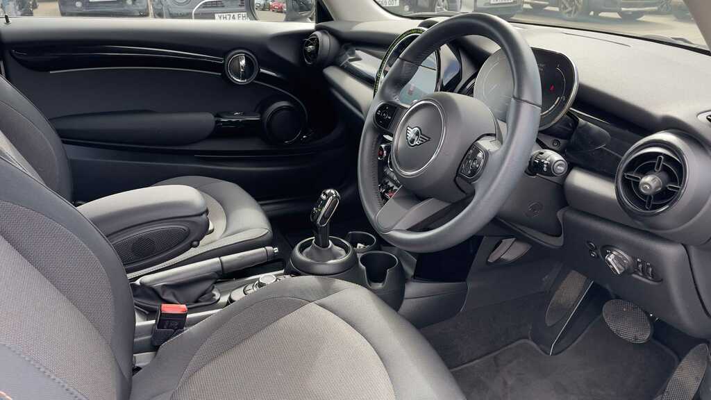Mini Hatch 1.5 Cooper Classic 2023 Silver #6