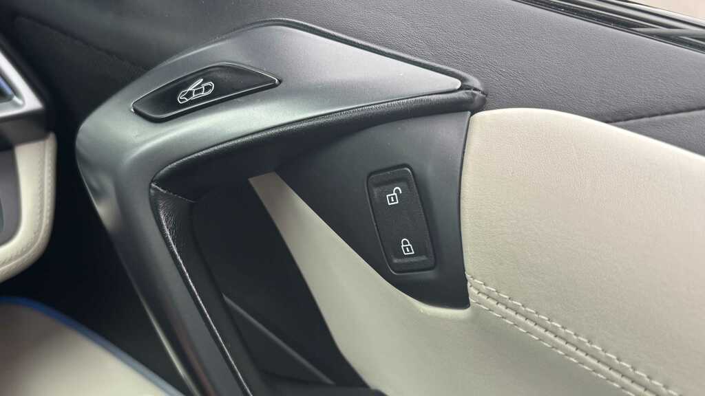 BMW i8 1.5 7.1Kwh Coupe 4Wd Silver #27