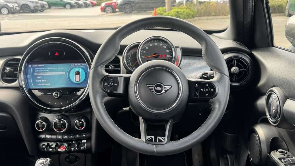 Mini Hatch 2.0 Cooper S Exclusive 2022 Black #5