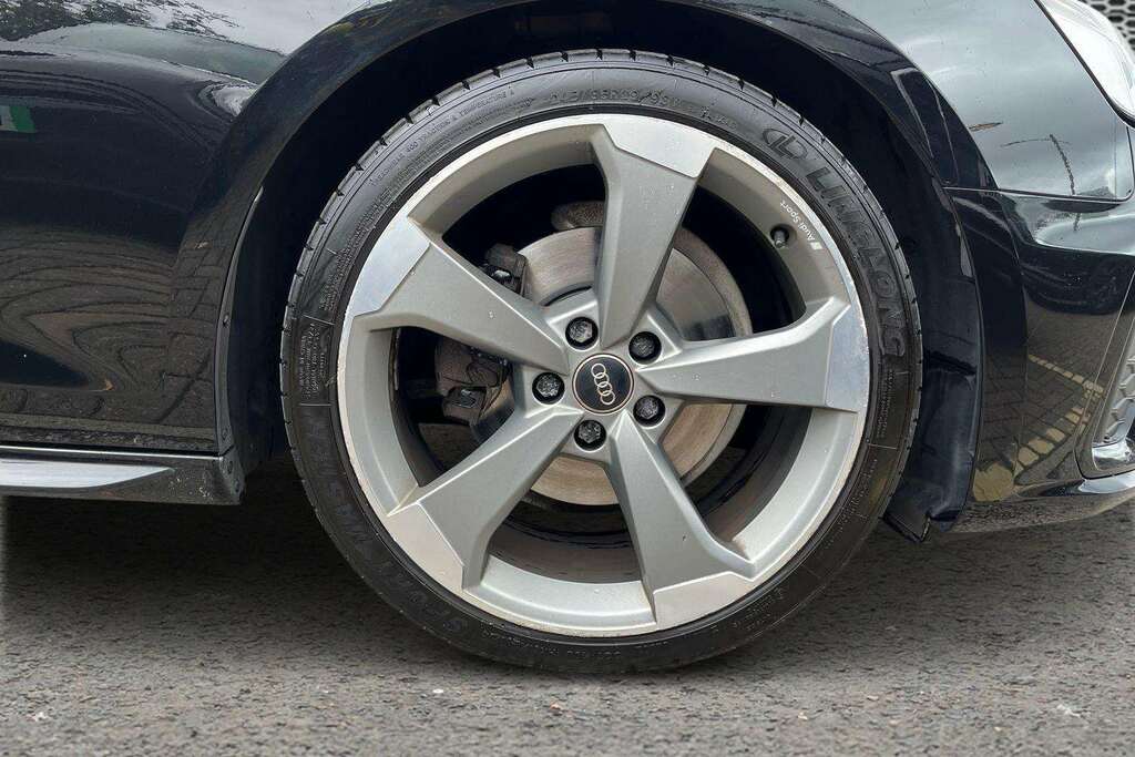 Audi A4 2.0 Tdi 35 Black Edition Saloon S Troni Black #5