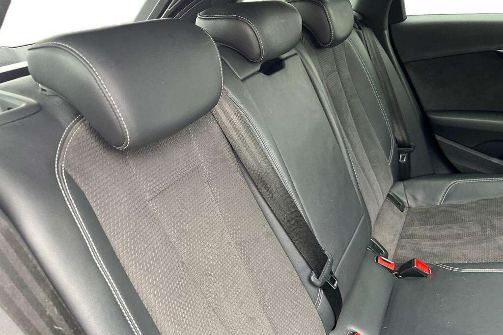 Audi A4 2.0 Tdi 35 Black Edition Saloon S Troni Black #22