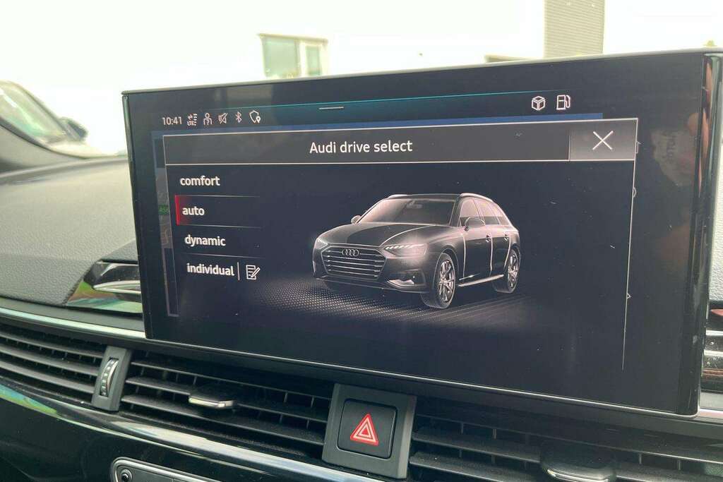 Audi A4 2.0 Tdi 35 Black Edition Saloon S Troni Black #28
