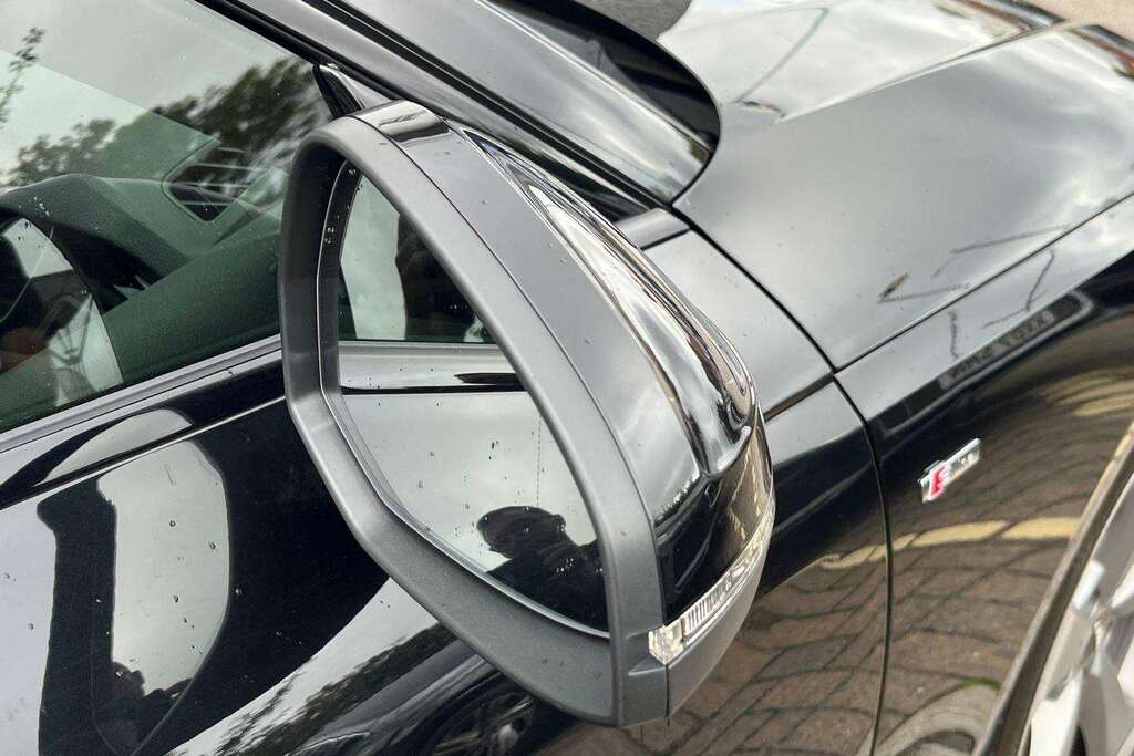 Audi A4 2.0 Tdi 35 Black Edition Saloon S Troni Black #37