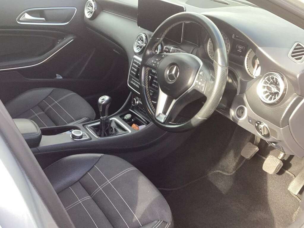 Mercedes-Benz A Class A 220 Cdi Amg Sport Blue #3