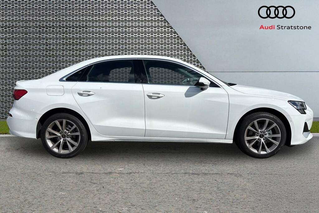 Audi A3 1.5 Tfsi 116 Sport 2026 White #4