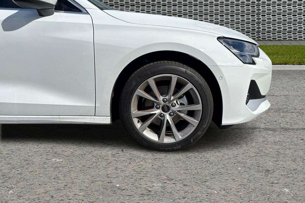 Audi A3 1.5 Tfsi 116 Sport 2026 White #5