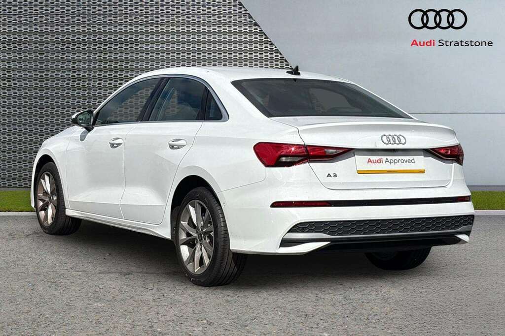 Audi A3 1.5 Tfsi 116 Sport 2026 White #3