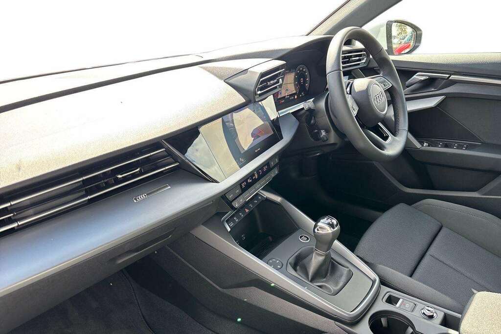 Audi A3 1.5 Tfsi 116 Sport 2026 White #2