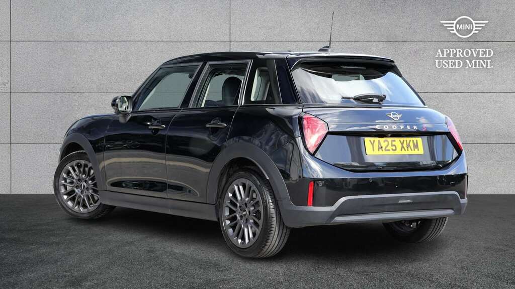 Mini Hatch 2.0 S Classic 2025 Black #2