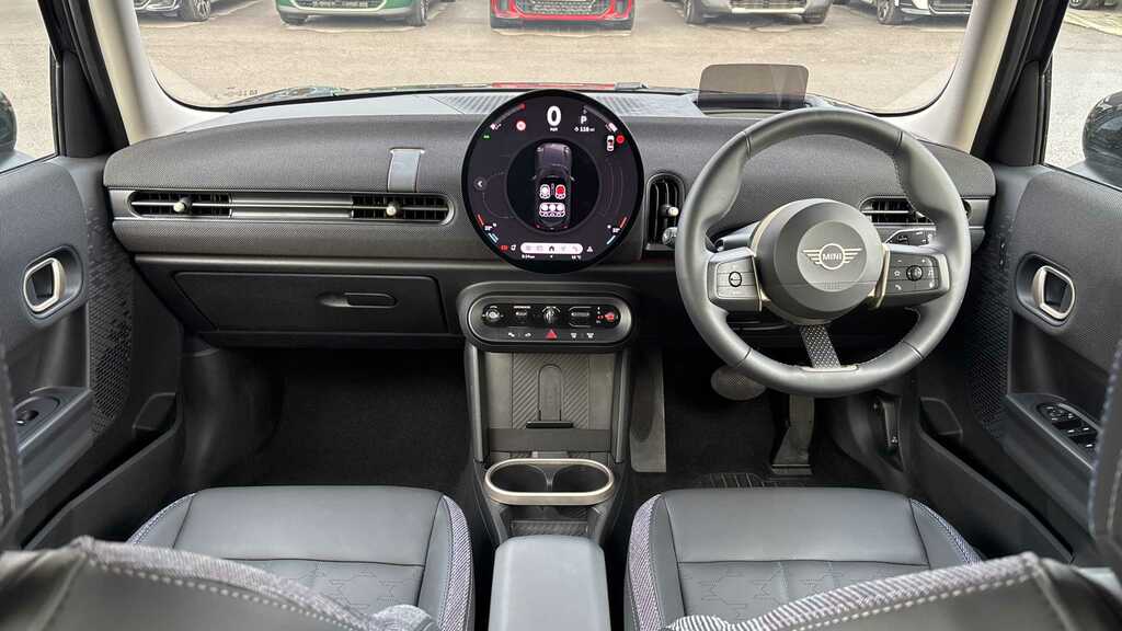 Mini Hatch 2.0 S Classic 2025 YA25XKM Black #4