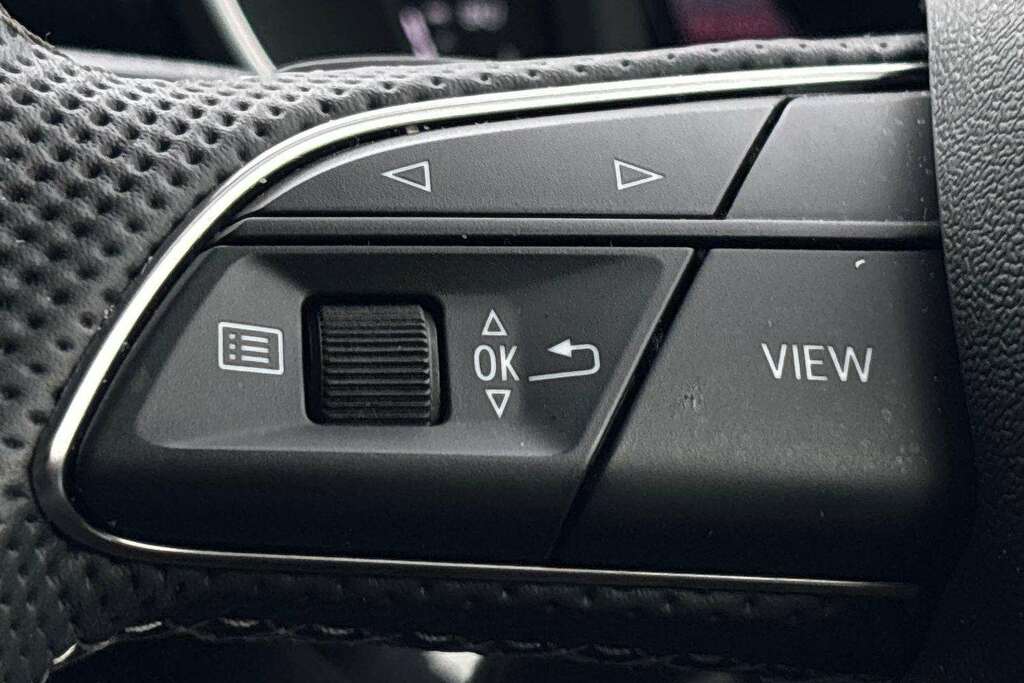 Audi Q3 Black Edition 35 Tfsi 150 Ps S Tronic Black #16