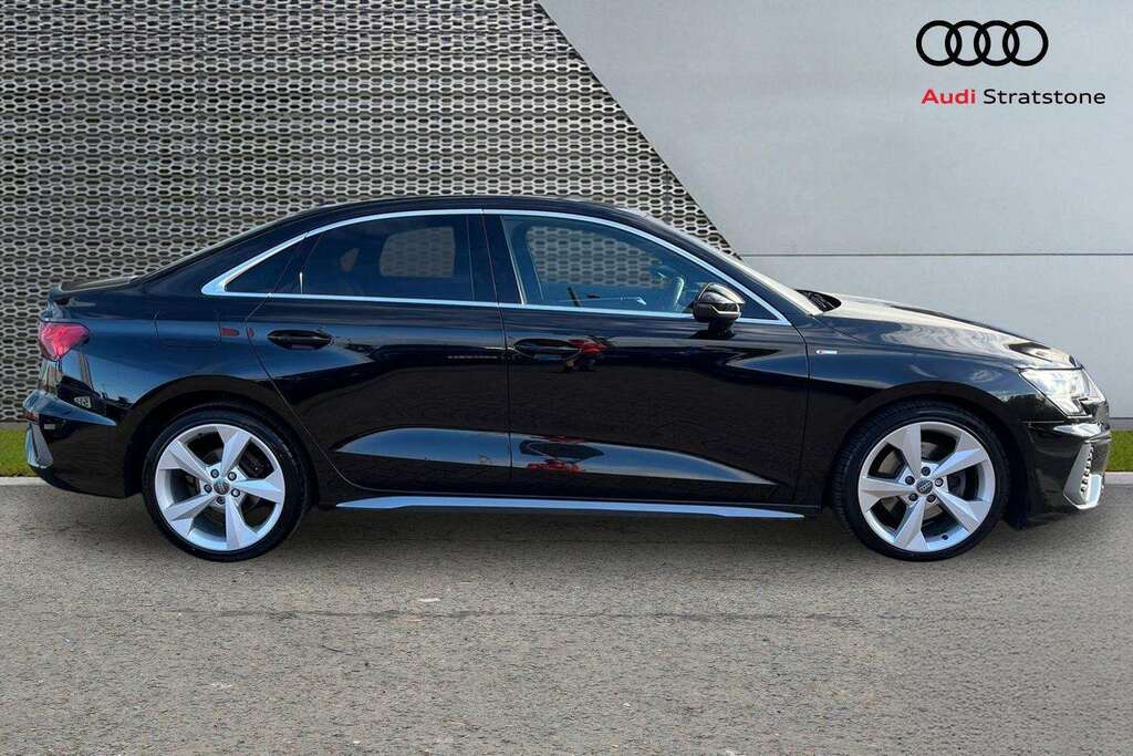 Audi A3 30 Tdi S Line S Tronic 2020 Black #4