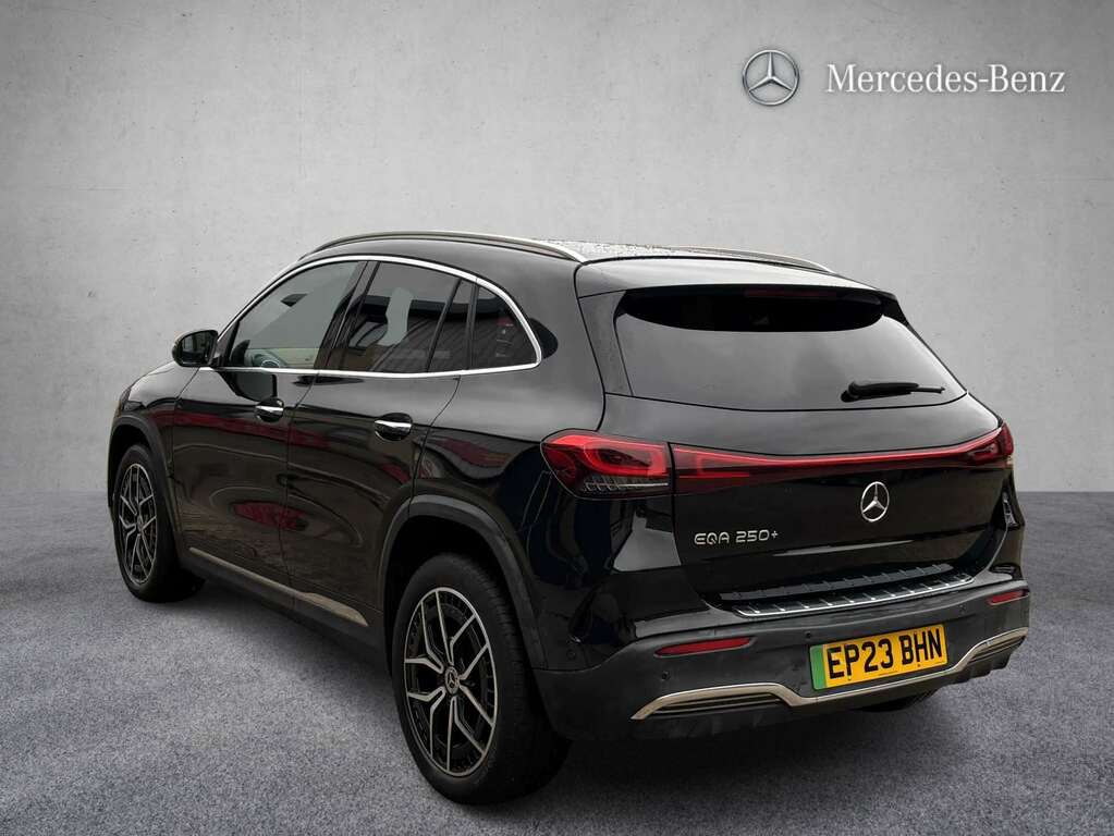 Mercedes-Benz EQA 250 140Kw Amg Line Premium 70.5Kwh 2023 #2