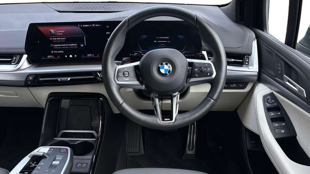 BMW 2 Series 220I Mht M Sport Dct 2025 Black #6