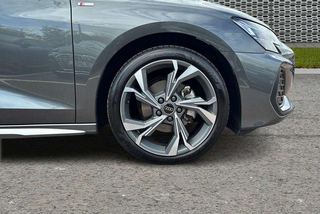 Audi A3 1.5 Tfsi 150 S Line S Tronic 2026 Grey #5