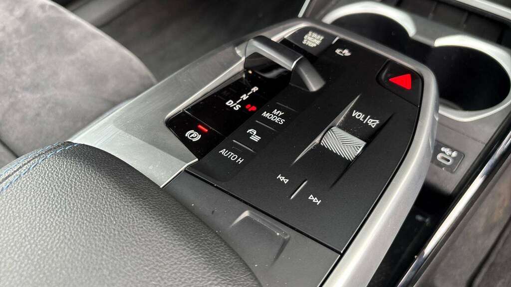 BMW X1 Sdrive 20I Mht M Sport Step 2023 Black #11