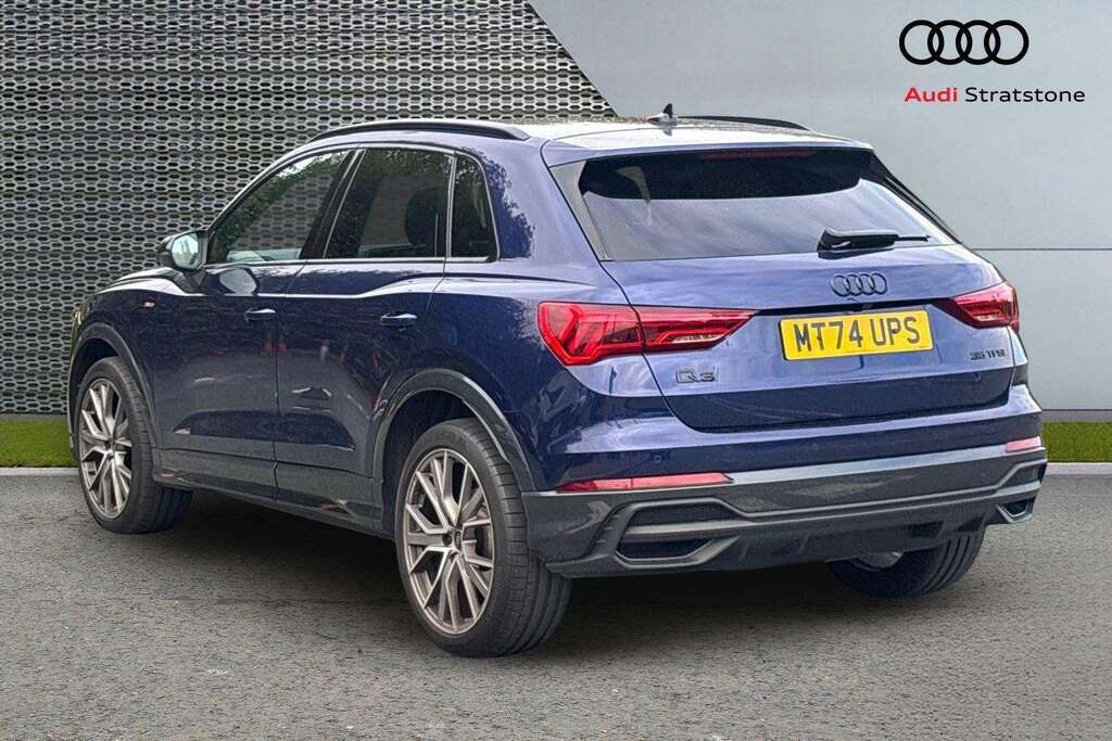 Audi Q3 35 Tfsi Black Edition S Tronic 20 Alloy 202 #3