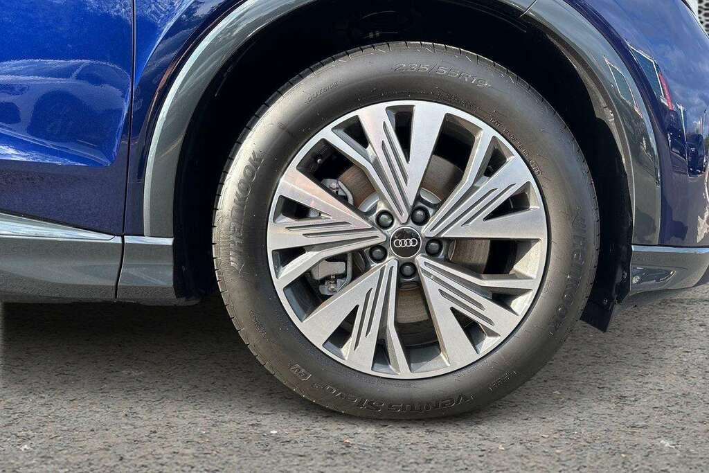 Audi Q4 E Tron 210Kw 45 82Kwh Sport Leather 2026 Blue #5