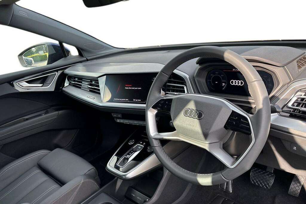 Audi Q4 E Tron 210Kw 45 82Kwh Sport Leather 2026 Blue #6