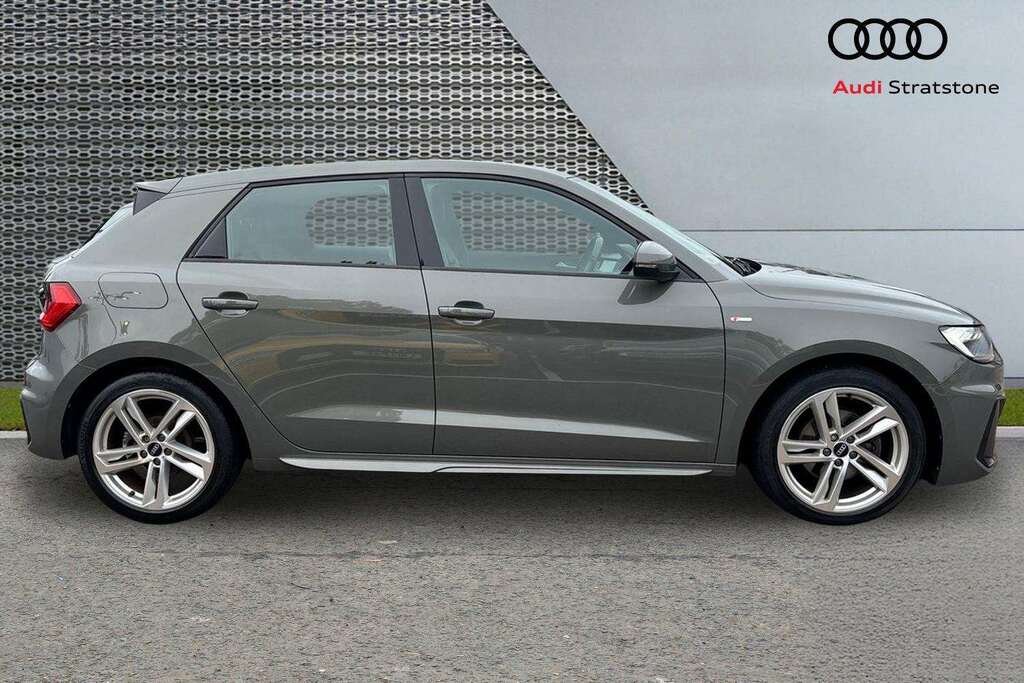 Audi A1 30 Tfsi 110 S Line S Tronic 2021 Grey #4