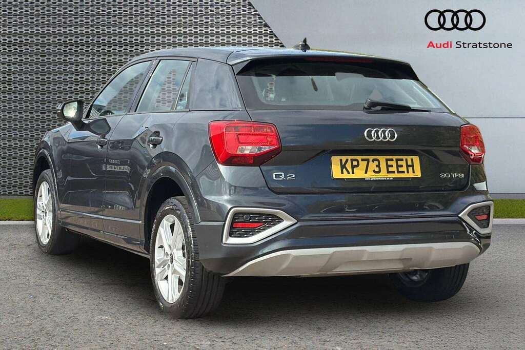 Audi Q2 30 Tfsi Sport 2023 Grey #3
