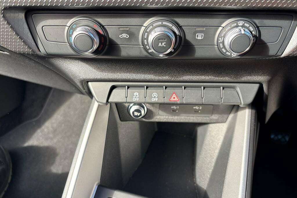 Audi A1 25 Tfsi Sport S Tronic Grey #28