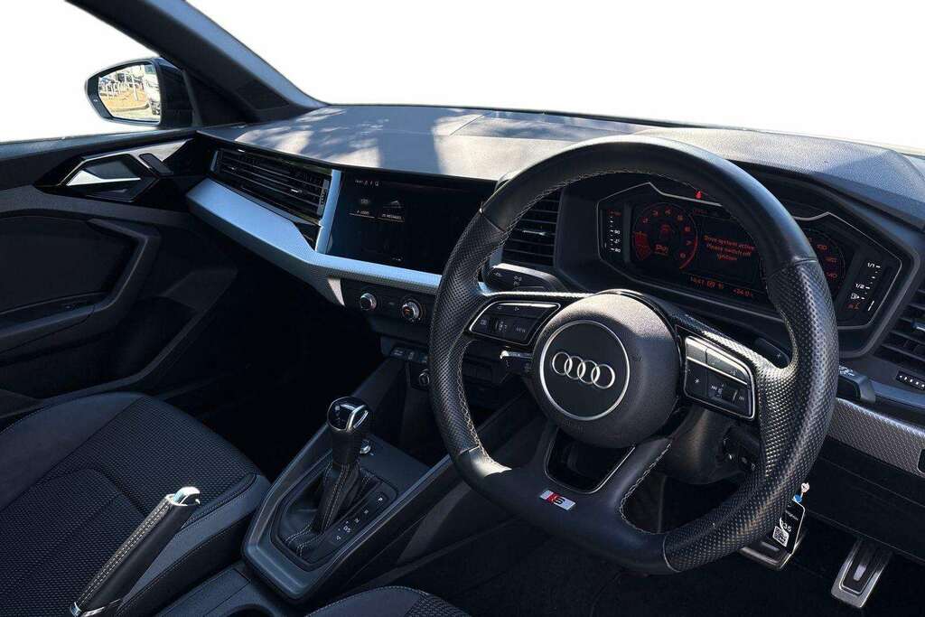 Audi A1 35 Tfsi Black Edition S Tronic 2024 Grey #6
