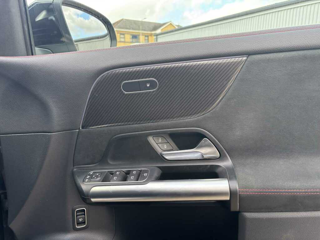 Mercedes-Benz GLA Class Gla 250E Amg Line Premium Grey #14