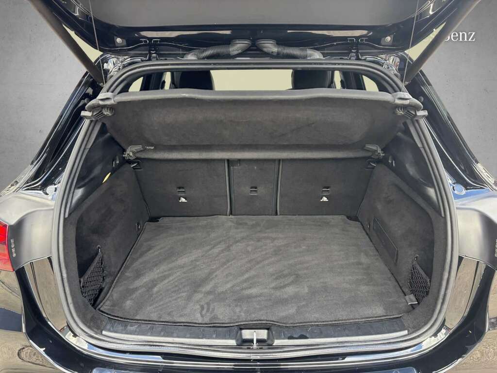 Mercedes-Benz GLA Class Gla 250E Amg Line Premium Grey #12