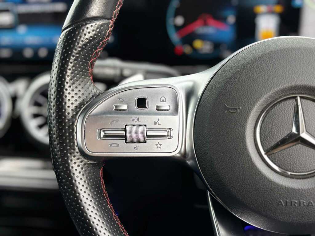 Mercedes-Benz EQA 250 Sport Night Edition Black #22
