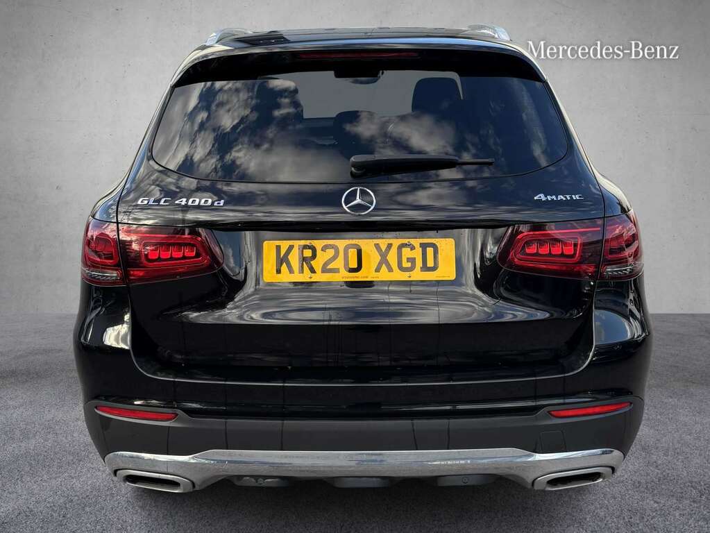 Mercedes-Benz GLC Class 400D 4Matic Amg Line Premium 9G-tronic 2020 Black #4
